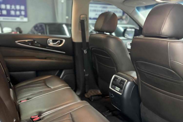 Used Infiniti QX60 2016 2.5 S/C Hybrid Two-Wheel-Drive Excellence Edition China V Standard