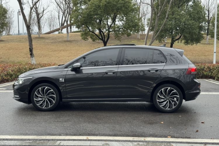 Used Volkswagen Golf 2023 Facelift 280TSI DSG Pro