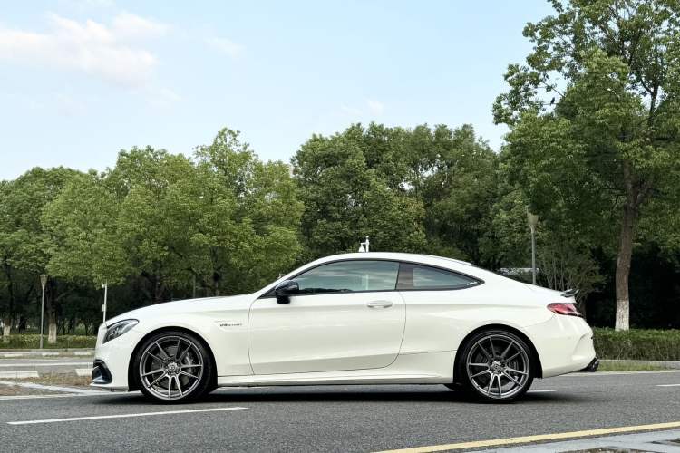 Used Mercedes-Benz C-Class AMG 2016 AMG C 63 Coupe
