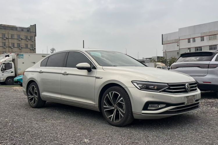 Used Volkswagen Magotan 2020 330TSI DSG Luxury Edition Exterior 5