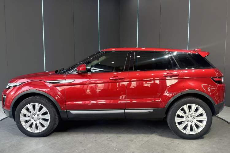 Used Land Rover Range Rover Evoque 2018 240 PS SE Smart Brilliance Edition