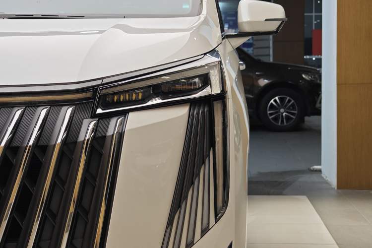 Used GAC Trumpchi M8 2024 Master Series 400T Ultimate Edition Exterior 1