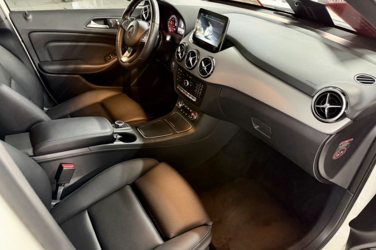 Used Mercedes-Benz B-Class 2016 B 200 Exclusive Edition
