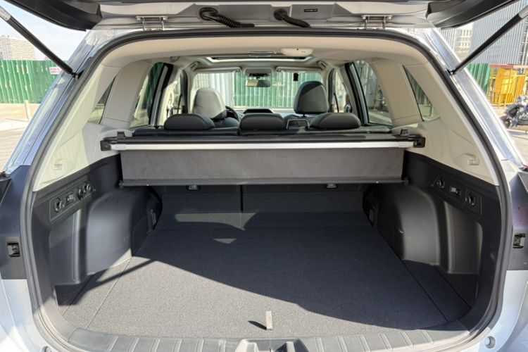 Used Subaru Forester 2021 2.0i Luxury Edition Trunk