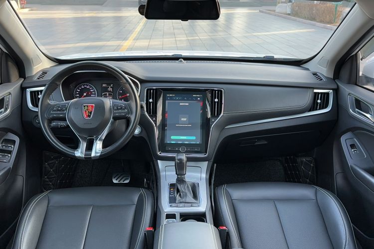 Used Roewe RX5 2018 20T Two-Wheel Drive Automatic Internet Smart Edition
