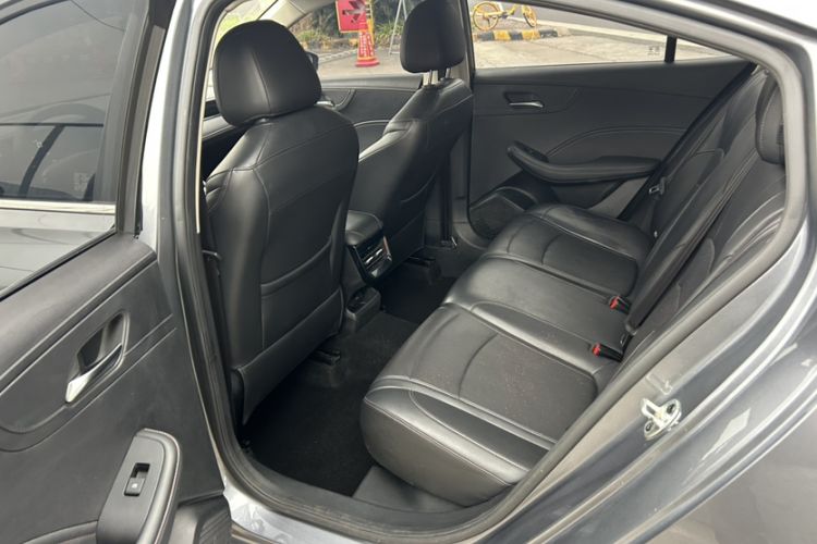 Used Roewe i5 2023 1.5L CVT Luxury Edition