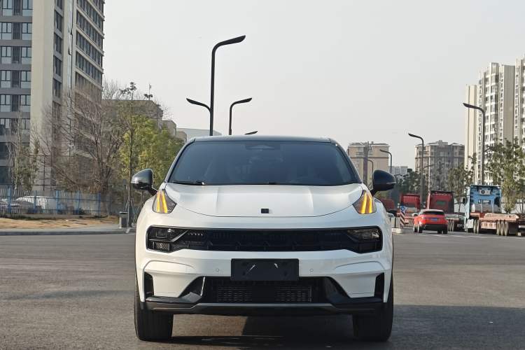 Used Lynk & Co 05 2023 2.0TD Two-Wheel Drive Shine Halo