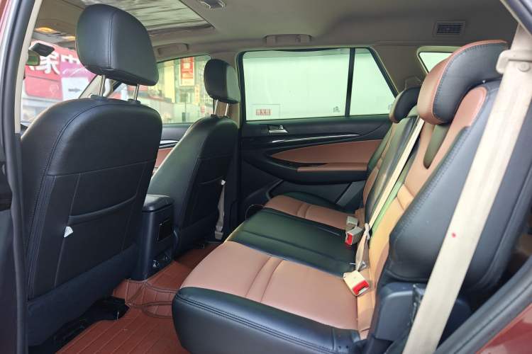 Used Foday Landfort 2015 1.9T Diesel 4x4 Luxury Edition 7-Seater
