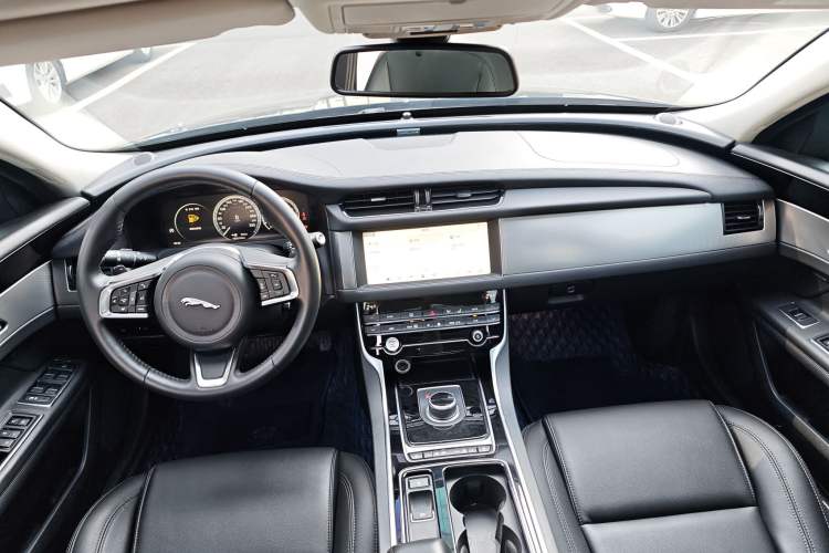 Used Jaguar XFL 2020 XFL 2.0T P200 Two-Wheel-Drive Elite Edition
