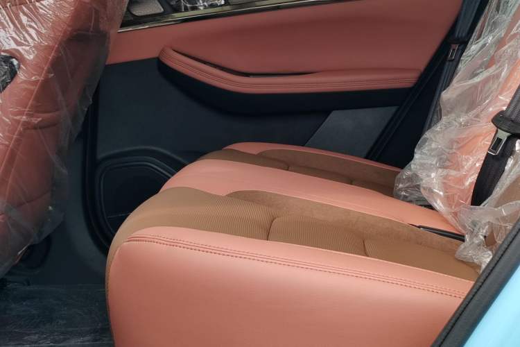 Used Skyworth HT-i 2022 1.5L PHEV 205KM Zhiyuan Edition Plus