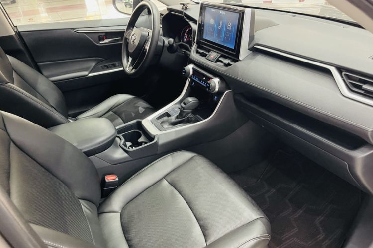 Used Toyota RAV4 2020 2.0L CVT Two-Wheel Drive Fashion Edition