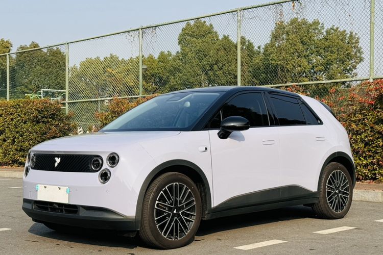 Used firefly firefly 2025 Illuminated Edition
