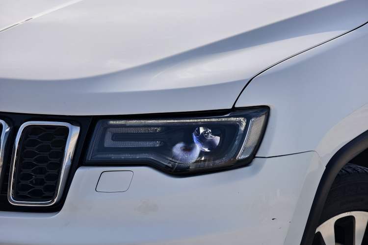 Used Jeep Grand Cherokee 2017 3.0L Comfort Navigation Edition
