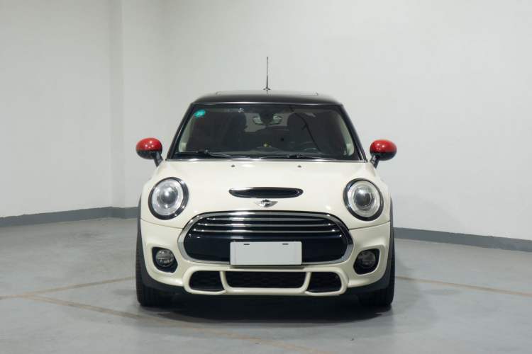 Used MINI 2014 1.5T COOPER Fun
