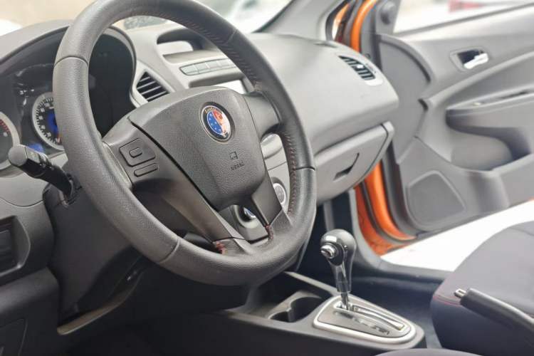 Used Geely Auto Diamond 2014 CROSS 1.5L Automatic Elite Model
