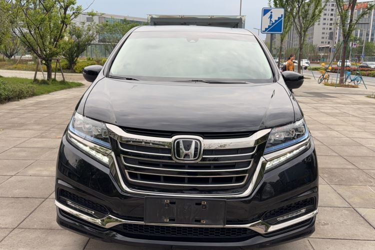 Used Honda Elysion 2019 2.0L Hybrid Luxury Edition Front
