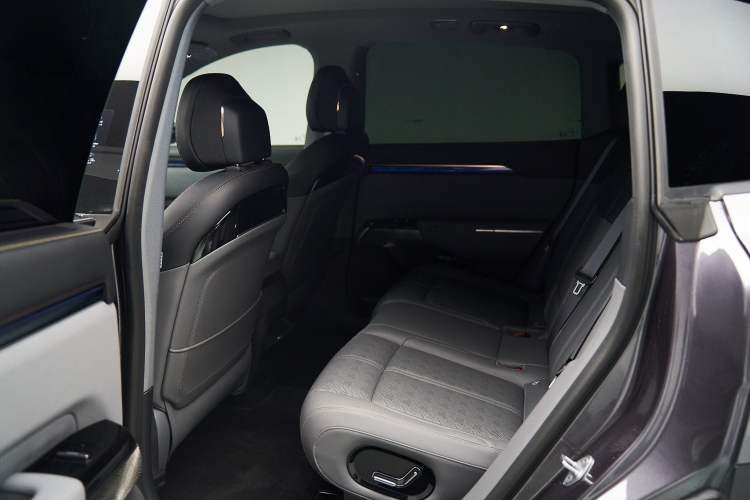 Used Zeekr 7X 2025 75 kWh Rear-Wheel Drive Intelligent Driving Version