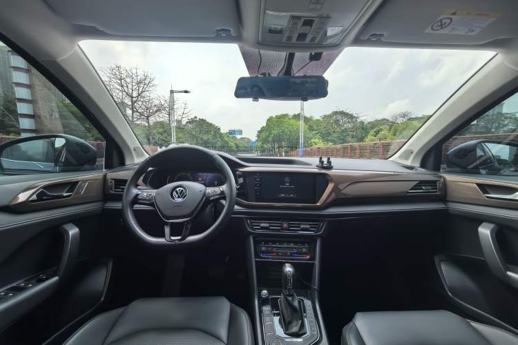 Used Volkswagen Tharu 2021 330TSI Four-Wheel Drive Flagship Edition Interior 1