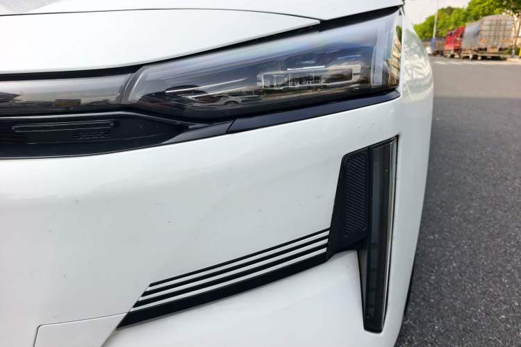 Used Geely Galaxy L6 2025 EM-i 140km Long-Range Version