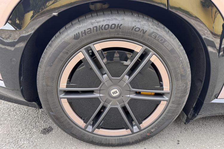 Used Xiaomi Auto YU7 2025 Ultra-Long Range All-Wheel Drive Pro Version