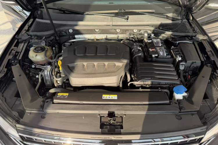 Used Volkswagen Magotan 2023 2 Million Units Limited Edition 330TSI DSG Leading Version Exterior 8