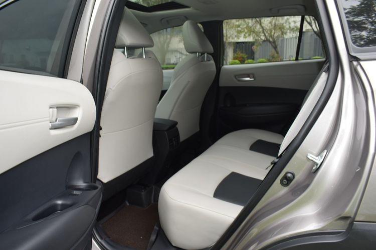 Used Toyota FRONTLANDER 2023 2.0L CVT Luxury Edition
