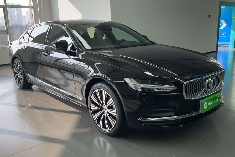 Used Volvo S90 2025 B5 Zhiyuan Luxury Edition
