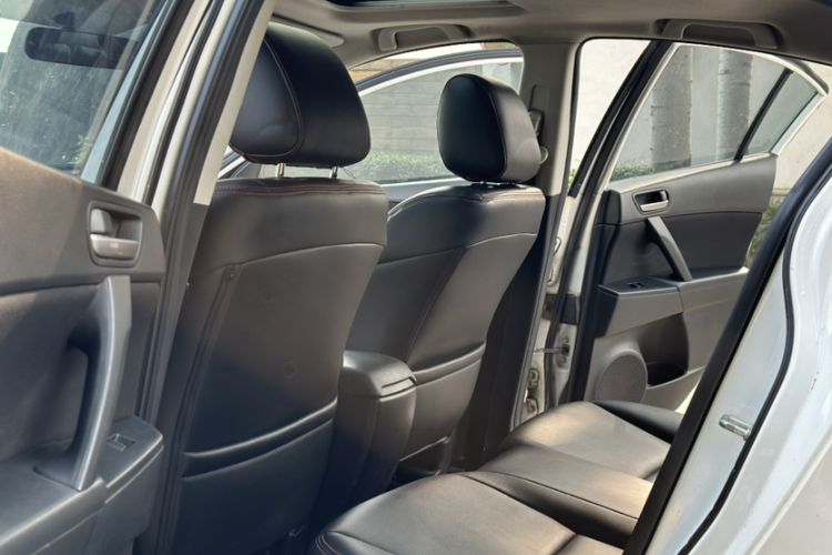 Used Mazda Mazda 3 2013 Sedan 1.6L Automatic Elite Model