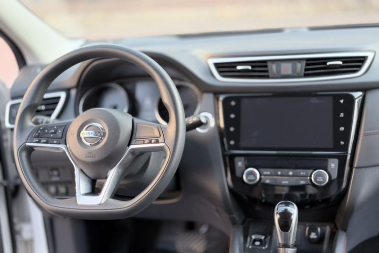 Used Nissan Qashqai 2022 2.0L CVT XV Smart Enjoyment Version Interior 2