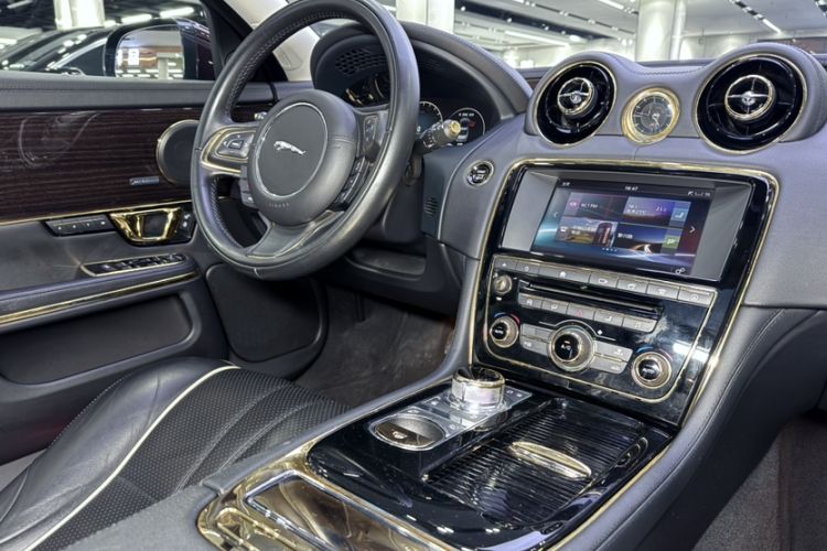Used Jaguar XJ 2016 XJL 3.0 SC Four-Wheel Drive Panoramic Business Edition