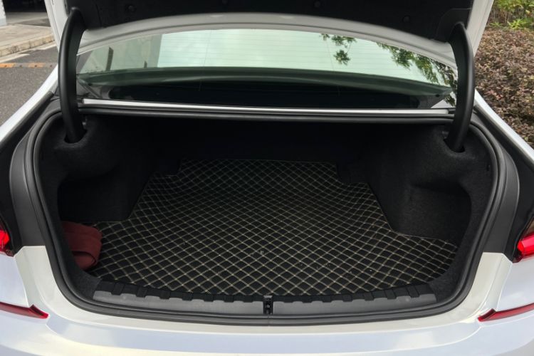 Used BMW 3 Series 2021 Facelifted 325Li M Sport Night Edition Package
