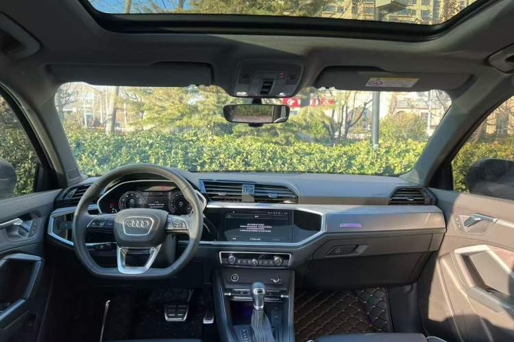 Used Audi Q3 2024 35 TFSI Fashion Dynamic Edition