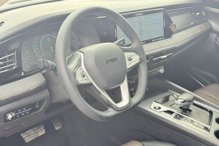 Used CHANGAN OSHAN X7 PLUS 2022 1.5T Blue Whale Edition Automatic ZhiZun Model
