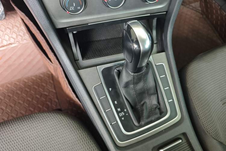 Used Volkswagen Golf 2016 1.6L Automatic Comfort Model