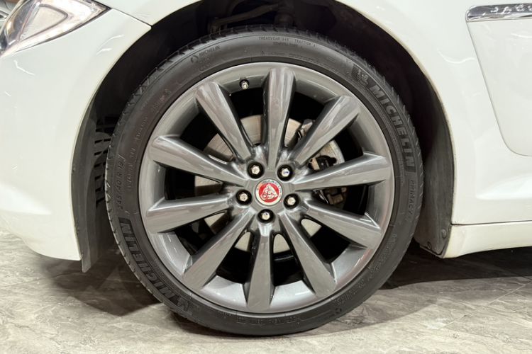 Used Jaguar XF 2015 XF 2.0T Luxury Edition