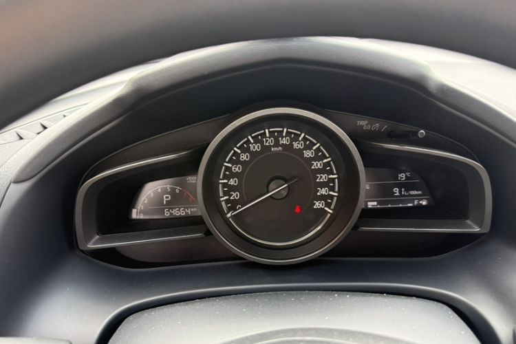 Used Mazda CX-4 2018 2.0L Automatic Two-Wheel Drive Blue Sky Luxury Edition Odometer Close Up