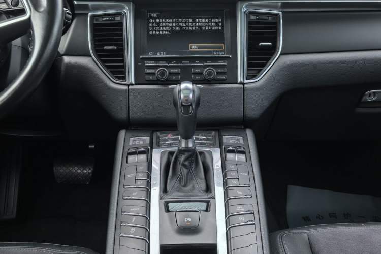 Used Porsche Macan 2014 Macan 2.0T
