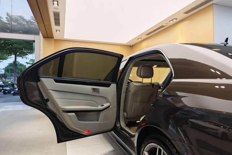 Used Mercedes-Benz E-Class 2015 Restyled E 260 L Sport Edition