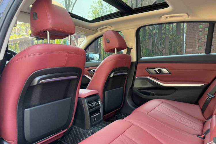 Used BMW 3 Series 2022 Updated 325Li M Sport Package Interior 5