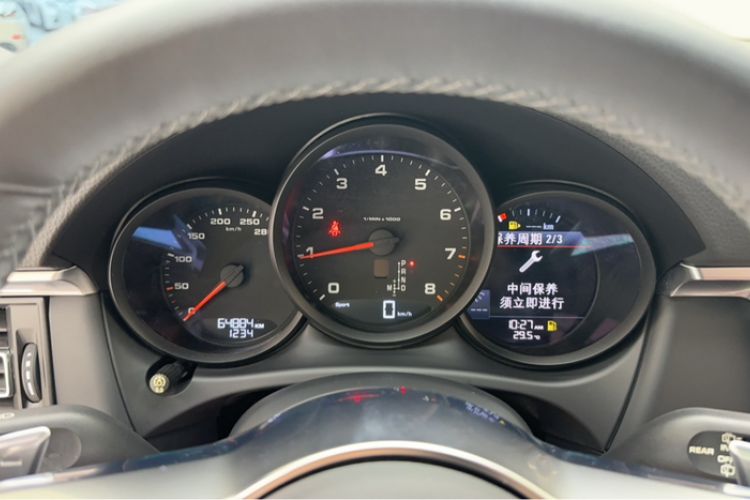 Used Porsche Macan 2018 Macan 2.0T