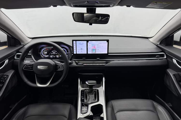 Used Geely Auto Emgrand 2025 4th Generation 1.5L CVT Luxury Version
