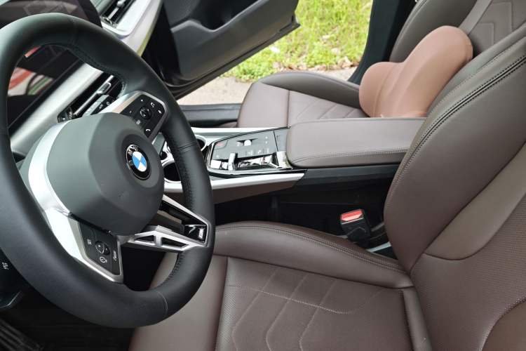 Used BMW X1 2023 sDrive25Li M Sport Package Left Front Seat