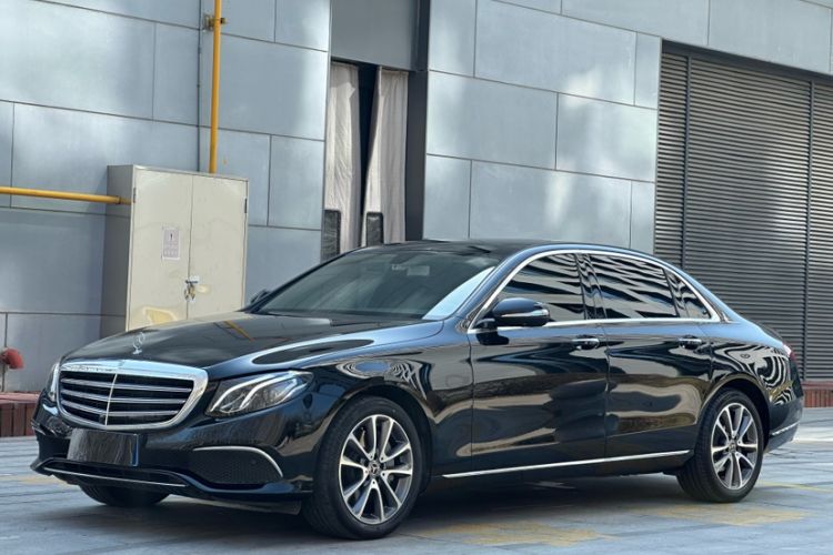 Used Mercedes-Benz E-Class 2018 Facelift E 300 L Luxury Edition