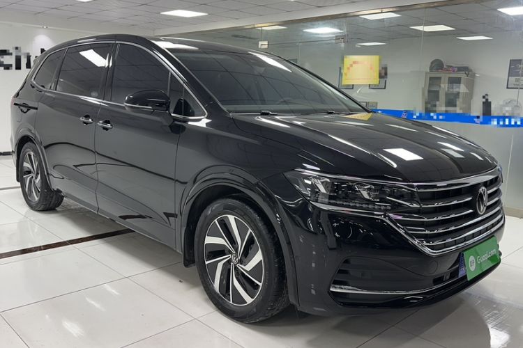 Used Volkswagen Viloran 2024 380TSI Luxury Edition
