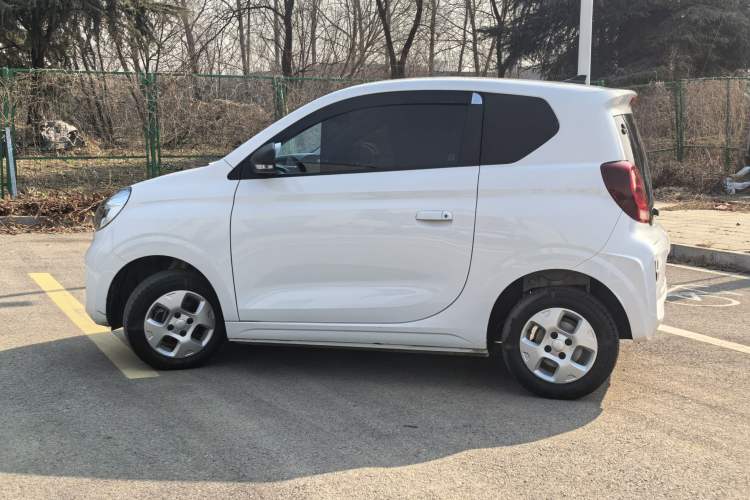 Used Roewe Clever 2021 302km All-Round Version
