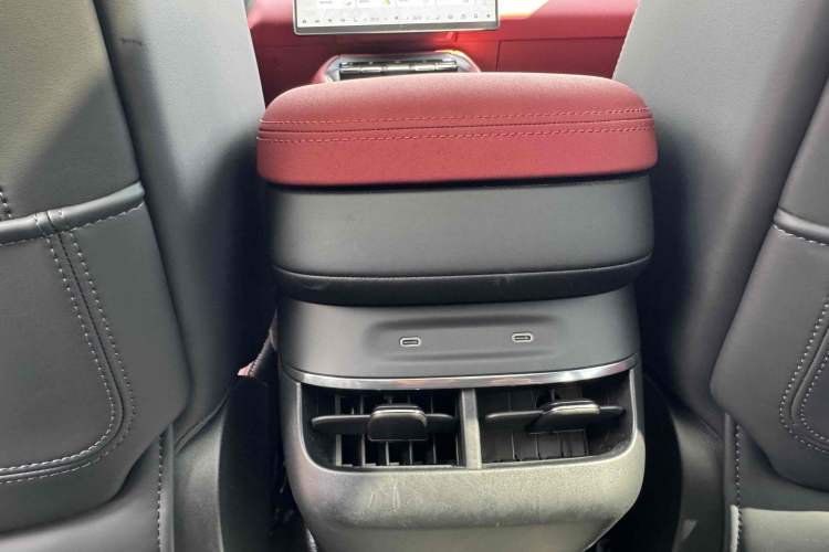 Used Zeekr 007GT 2025 Long-Range Rear-Wheel Drive Intelligent Driving Version 100 kWh
