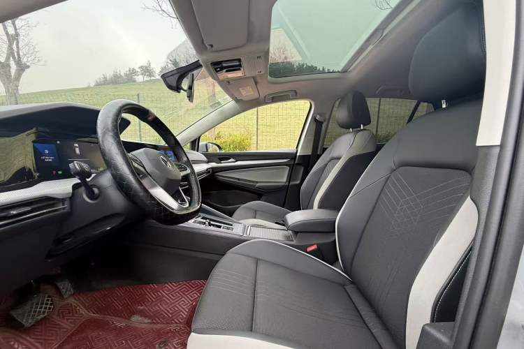 Used Volkswagen Golf 2021 280TSI DSG Pro Interior 1