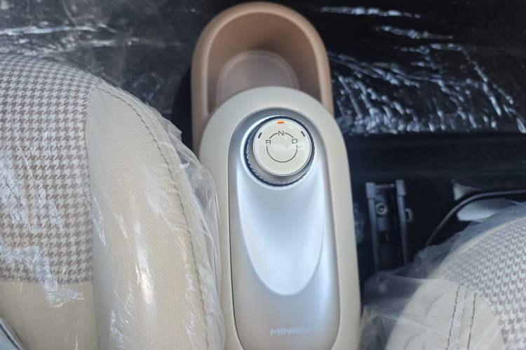 Used Wuling Hongguang MINIEV 2025 Four-Door Version Advanced Edition