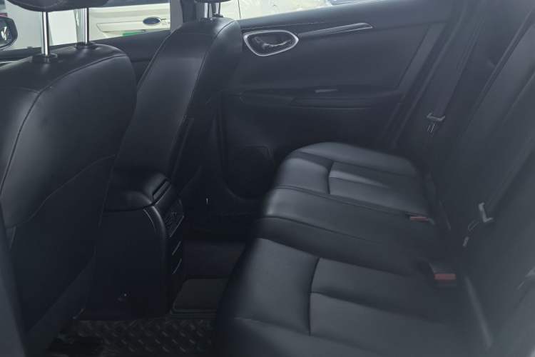 Used Nissan Sylphy 2022 Classic 1.6XL CVT Luxury Edition Left Rear Seat