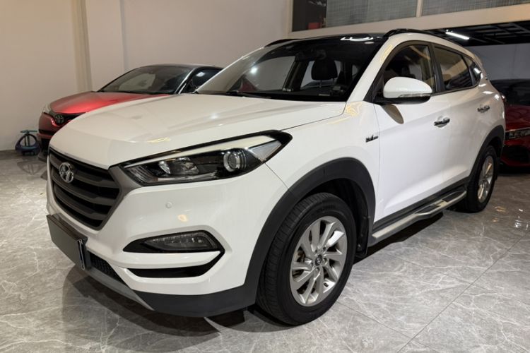 Used Hyundai Tucson 2018 1.6T Dual-Clutch Two-Wheel Drive 15th Anniversary Special Edition